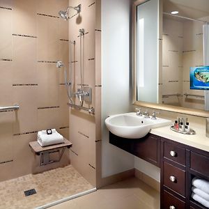 Premier Executive King Suite Roll Shower Disability Access